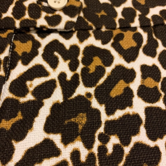 Women’s J. Crew animal print shorts size 00 - Picture 3 of 6